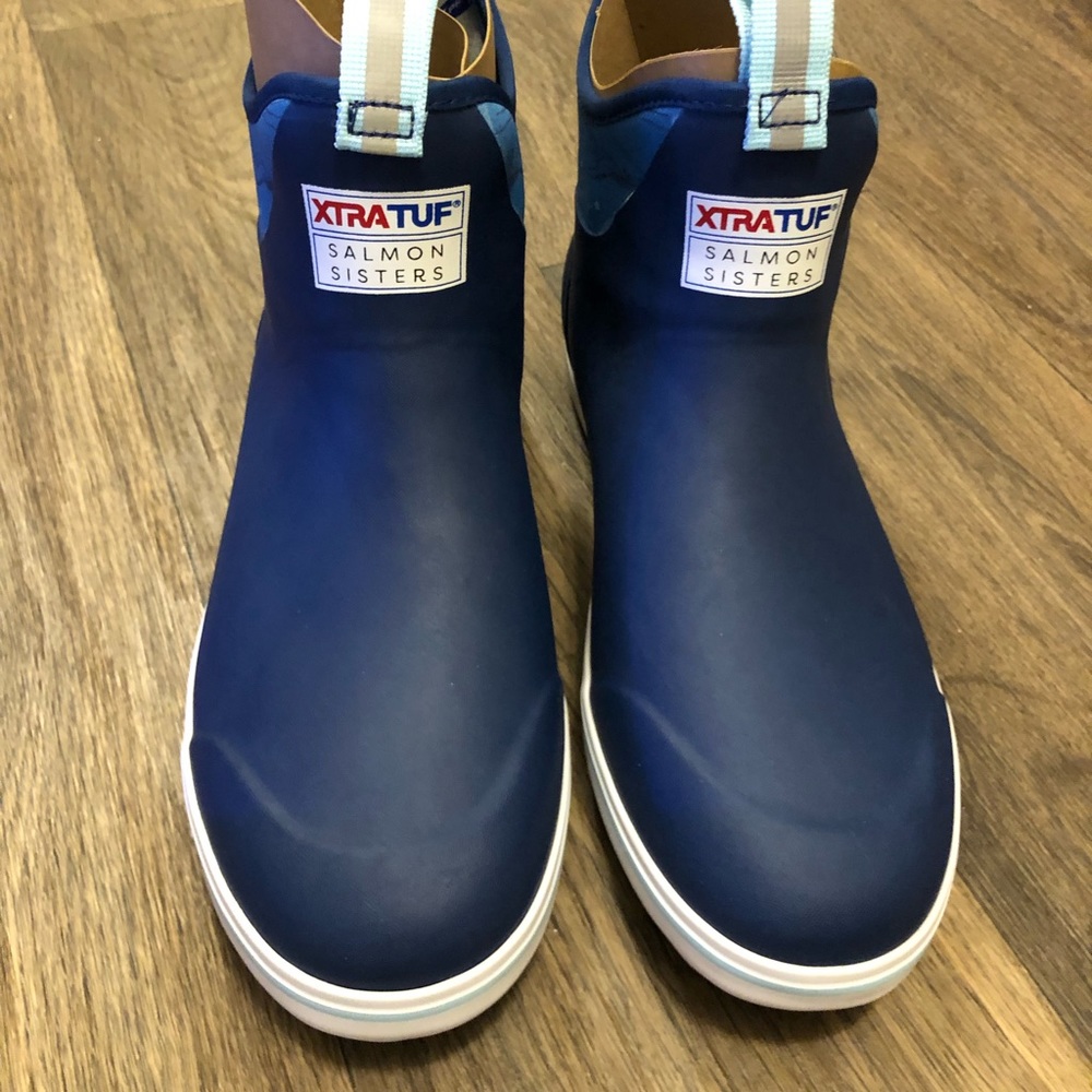 XtraTuf Salmon Sisters ankle boots